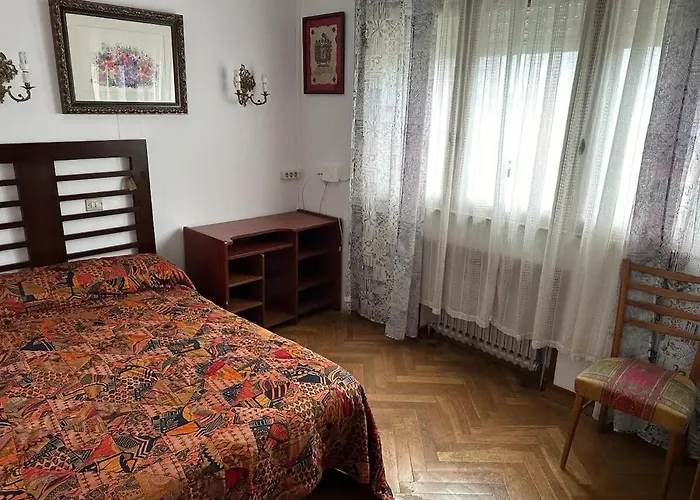 Piso Amplio Y Confortable En Ramon Ferreiro
